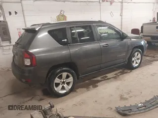 2016 Jeep Compass Sport with VIN 1C4NJDBB1GD626698, listed as a IAAI auction lot 42296053 with 175,772 mi miles and . Bid and sale history available at DreamBid. Image 4.