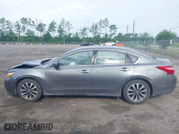 2017 Nissan Altima SV с VIN 1N4AL3AP5HC158472, выставлен на аукционе IAAI как лот 42465752 с пробегом 119 814 миль миль и . История ставок и продаж доступна на DreamBid. Изображение 14.