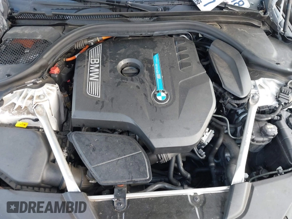 2019 BMW 5 Series 530e with VIN WBAJA9C58KB399175, listed as a IAAI auction lot 41697211 with Not provided miles and . Bid and sale history available at DreamBid. Image 10.