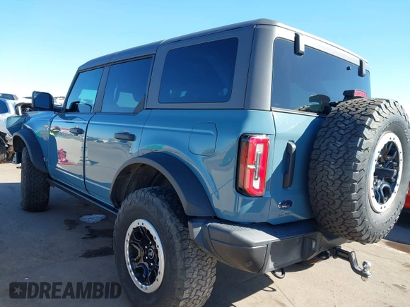 2022 Ford Bronco with VIN 1FMEE5DP7NLB52788, listed as a IAAI auction lot 41650549 with 33,158 mi miles. Bid and sale history available at carsss.com. Image 3.