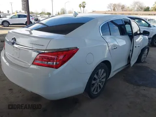 2014 Buick LaCrosse z VIN 1G4GA5GR1EF156478, wystawiony jako IAAI lot #41651324 z przebiegiem 121 815 mil mil oraz . Historia ofert i sprzedaży dostępna na DreamBid. Obrazek 4.