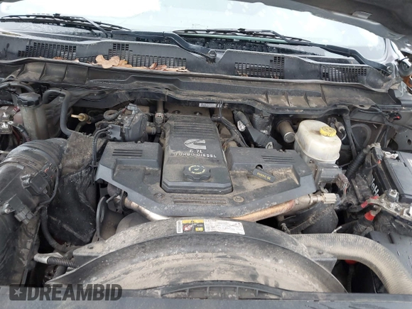 2017 Ram 2500 Tradesman z VIN 3C6UR5CL3HG529578, wystawiony jako IAAI lot #41992645 z przebiegiem 144 117 mil mil oraz . Historia ofert i sprzedaży dostępna na DreamBid. Obrazek 10.