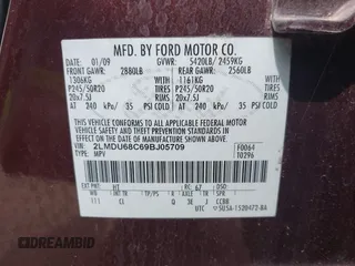 2009 Lincoln MKX z VIN 2LMDU68C69BJ05709, wystawiony jako IAAI lot #41890352 z przebiegiem 174 260 mil mil oraz . Historia ofert i sprzedaży dostępna na DreamBid. Obrazek 9.