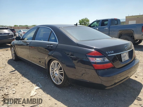 2008 Mercedes-Benz S 550 z VIN WDDNG86XX8A228278, wystawiony jako Copart lot #56500155 z przebiegiem 130 341 mil mil oraz Szkoda całkowita • Salvage title. Historia ofert i sprzedaży dostępna na DreamBid. Obrazek 2.