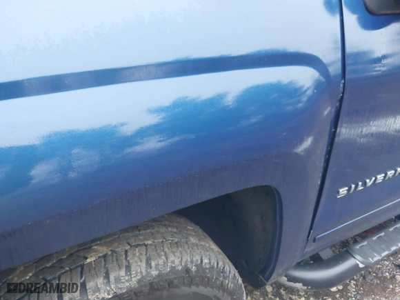 2018 Chevrolet Silverado 1500 LT with VIN 1GCVKREC0JZ196347, listed as a IAAI auction lot 41476944 with 65,679 mi miles. Bid and sale history available at carsss.com. Image 17.