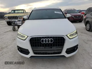 2015 Audi Q3 Premium Plus z VIN WA1BFCFS7FR002537, wystawiony jako Copart lot #77711754 z przebiegiem 78 024 mil mil oraz Szkoda całkowita • Salvage title. Historia ofert i sprzedaży dostępna na DreamBid. Obrazek 5.
