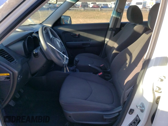 2011 Kia Soul with VIN KNDJT2A10B7325255, listed as a Copart auction lot 79096534 with 132,705 mi miles and Salvage Title. Bid and sale history available at carsss.com. Image 7.