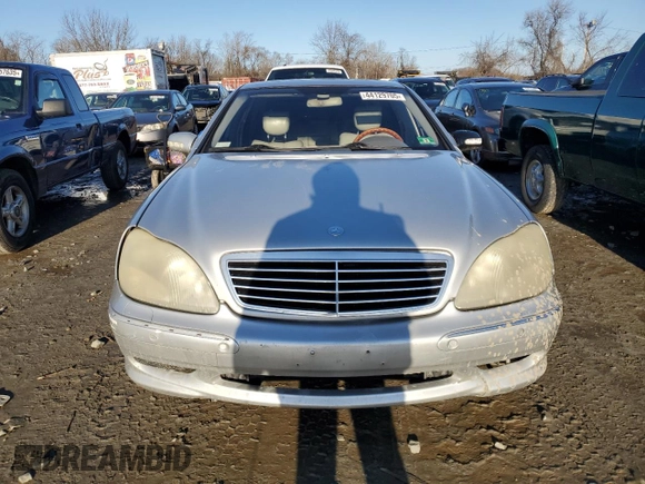 2002 Mercedes-Benz S-Class 4.3L with VIN WDBNG70JX2A233642, listed as a Copart auction lot 44129705 with 144,793 mi miles and Salvage Title. Bid and sale history available at carsss.com. Image 5.