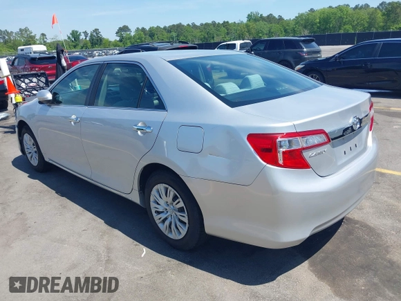 2012 Toyota Camry L with VIN 4T1BF1FK3CU022699, listed as a IAAI auction lot 41986356 with 129,926 mi miles. Bid and sale history available at carsss.com. Image 3.