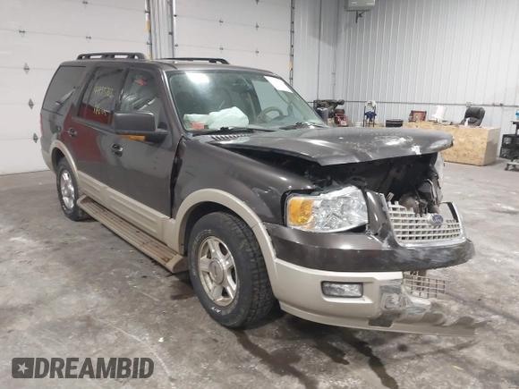 2005 Ford Expedition Eddie Bauer with VIN 1FMFU18575LA91113, listed as a IAAI auction lot 41195788 with 185,032 mi miles. Bid and sale history available at carsss.com. Image 6.