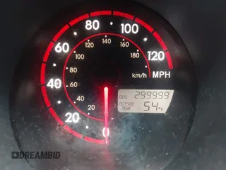 2006 Toyota Matrix STD with VIN 2T1KR32E66C592995, listed as a IAAI auction lot 41582222 with 299,999 mi miles and . Bid and sale history available at DreamBid. Image 7.