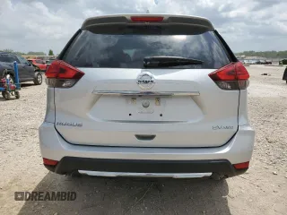 2017 Nissan Rogue SV with VIN 5N1AT2MVXHC876609, listed as a Copart auction lot 62271525 with 42,707 mi miles and Salvage title. Bid and sale history available at DreamBid. Image 6.
