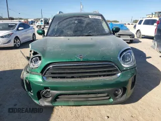 2022 MINI Countryman Cooper with VIN WMZ23BR04N3N62018, listed as a Copart auction lot 84242144 with 52,476 mi miles and Salvage Title. Bid and sale history available at carsss.com. Image 5.