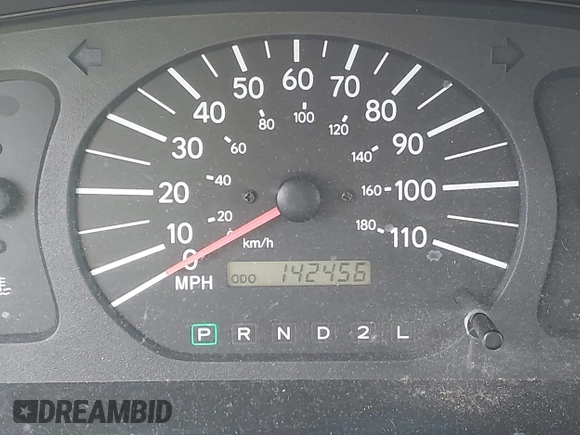 2000 Toyota Sienna CE z VIN 4T3GF19C0YU240639, wystawiony jako IAAI lot #42472106 z przebiegiem 142 456 mil mil oraz . Historia ofert i sprzedaży dostępna na DreamBid. Obrazek 7.