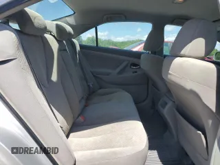 2008 Toyota Camry LE z VIN 4T1BE46KX8U755618, wystawiony jako Copart lot #55995605 z przebiegiem 190 901 mil mil oraz Czysty tytuł • Clean title. Historia ofert i sprzedaży dostępna na DreamBid. Obrazek 10.