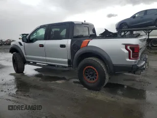 2017 Ford F-150 Raptor with VIN 1FTFW1RG7HFA26506, listed as a Copart auction lot 88686245 with 105,605 mi miles and Salvage Title. Bid and sale history available at carsss.com. Image 2.