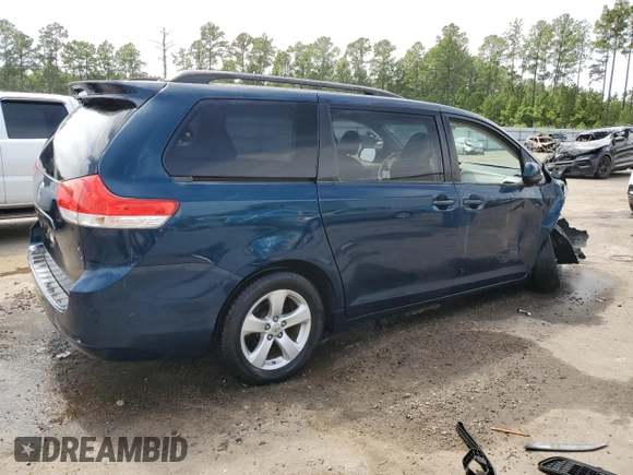 2012 Toyota Sienna LE AAS with VIN 5TDKK3DC7CS212274, listed as a Copart auction lot 70333984 with 0 mi miles and Salvage Title. Bid and sale history available at carsss.com. Image 3.