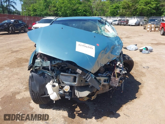 2012 Ford Focus SE with VIN 1FAHP3F20CL320775, listed as a IAAI auction lot 41996599 with Not Provided miles. Bid and sale history available at carsss.com. Image 6.