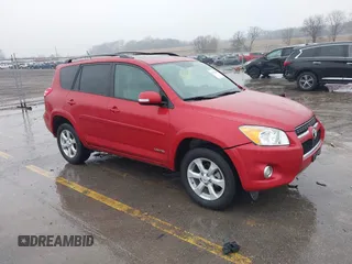 2011 Toyota RAV4 Ltd with VIN 2T3DF4DV8BW109205, listed as a IAAI auction lot 41192264 with 159,555 mi miles. Bid and sale history available at carsss.com. Image 1.