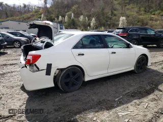 2013 Toyota Camry L with VIN 4T1BF1FK1DU221493, listed as a Copart auction lot 50368805 with 215,821 mi miles and Salvage Title. Bid and sale history available at DreamBid. Image 3.