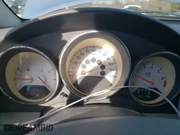2007 Dodge Caliber R/T z VIN 1B3HB78K07D243730, wystawiony jako Copart lot #87064294 z przebiegiem 201 196 mil mil oraz Tytuł czysty. Historia ofert i sprzedaży dostępna na DreamBid. Obrazek 9.