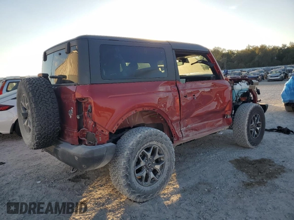 2023 Ford Bronco with VIN 1FMDE5CP0PLC17366, listed as a Copart auction lot 83611284 with 3,596 mi miles and Salvage title. Bid and sale history available at DreamBid. Image 3.