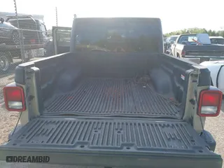 2020 Jeep Gladiator Sport S with VIN 1C6HJTAG3LL214469, listed as a IAAI auction lot 42017170 with 114,599 mi miles. Bid and sale history available at carsss.com. Image 16.