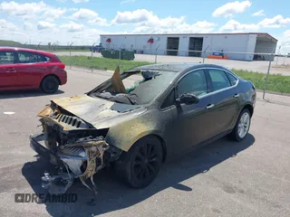 2014 Buick Verano Group z VIN 1G4PS5SK9E4155906, wystawiony jako IAAI lot #42319679 z przebiegiem Nie podano mil oraz . Historia ofert i sprzedaży dostępna na DreamBid. Obrazek 2.