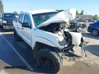2012 Toyota Tacoma PreRunner z VIN 3TMJU4GN2CM128050, wystawiony jako IAAI lot #42200352 z przebiegiem Nie podano mil oraz . Historia ofert i sprzedaży dostępna na DreamBid. Obrazek 1.