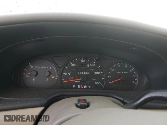 2002 Ford Taurus SE Standard with VIN 1FAFP53U62A152577, listed as a Copart auction lot 51068015 with 28,488 mi miles and Salvage Title. Bid and sale history available at DreamBid. Image 9.
