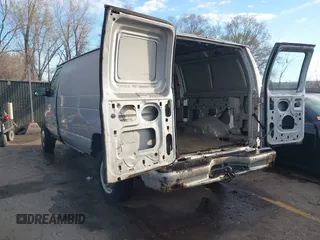 2002 Ford Econoline Cargo z VIN 1FTNE24L12HA32645, wystawiony jako IAAI lot #41865060 z przebiegiem 54 262 mil mil oraz . Historia ofert i sprzedaży dostępna na DreamBid. Obrazek 3.