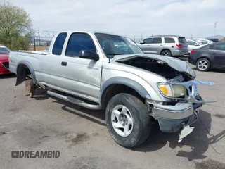 2004 Toyota Tacoma with VIN 5TEWN72N34Z326832, listed as a IAAI auction lot 41798877 with 280,561 mi miles and . Bid and sale history available at DreamBid. Image 1.