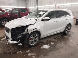 2017 Kia Sorento SX with VIN 5XYPKDA50HG241931, listed as a IAAI auction lot 41514316 with 82,859 mi miles and . Bid and sale history available at DreamBid. Image 17.