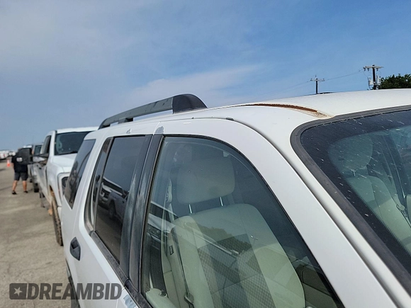 2006 Ford Explorer XLS z VIN 1FMEU62E26UB17291, wystawiony jako IAAI lot #42378335 z przebiegiem 158 911 mil mil oraz . Historia ofert i sprzedaży dostępna na DreamBid. Obrazek 5.