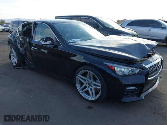2014 Infiniti Q50 Premium with VIN JN1BV7AR5EM699404, listed as a IAAI auction lot 41884981 with 91,521 mi miles. Bid and sale history available at carsss.com. Image 1.