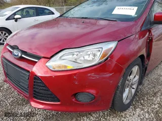 2013 Ford Focus SE with VIN 1FADP3F24DL345114, listed as a IAAI auction lot 41935564 with 1 mi miles. Bid and sale history available at carsss.com. Image 6.