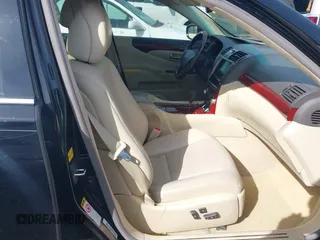 2011 Lexus LS 460 with VIN JTHBL5EF6B5105723, listed as a IAAI auction lot 41737131 with 186,131 mi miles and . Bid and sale history available at DreamBid. Image 5.
