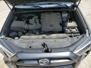 2018 Toyota 4Runner SR5 z VIN JTEBU5JR5J5594706, wystawiony jako Copart lot #62806365 z przebiegiem 103 428 mil mil oraz Szkoda całkowita • Salvage title. Historia ofert i sprzedaży dostępna na DreamBid. Obrazek 12.