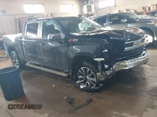 2022 Chevrolet Silverado 1500 LT with VIN 1GCUDDED8NZ537551, listed as a IAAI auction lot 41538996 with 34,083 mi miles and . Bid and sale history available at DreamBid. Image 1.