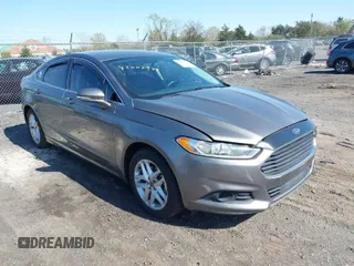 2014 Ford Fusion SE with VIN 3FA6P0HD4ER233244, listed as a IAAI auction lot 42007941 with 157,921 mi miles. Bid and sale history available at carsss.com. Image 1.
