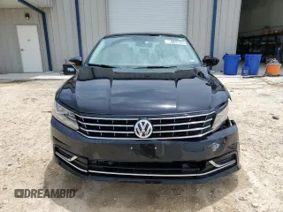 2018 Volkswagen Passat SE z VIN 1VWBA7A35JC038246, wystawiony jako Copart lot #56144005 z przebiegiem 67 561 mil mil oraz Czysty tytuł • Clean title. Historia ofert i sprzedaży dostępna na DreamBid. Obrazek 5.