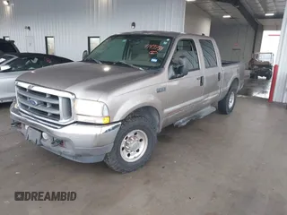 2004 Ford F-250 XL z VIN 1FTNW20L34EC72478, wystawiony jako IAAI lot #41435891 z przebiegiem 136 275 mil mil oraz . Historia ofert i sprzedaży dostępna na DreamBid. Obrazek 6.