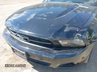 2012 Ford Mustang V6 Premium with VIN 1ZVBP8AM5C5251864, listed as a IAAI auction lot 42087587 with 171,417 mi miles. Bid and sale history available at carsss.com. Image 20.