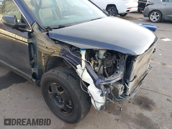2011 Honda CR-V LX with VIN 5J6RE4H30BL047118, listed as a IAAI auction lot 41081809 with 116,546 mi miles. Bid and sale history available at carsss.com. Image 6.