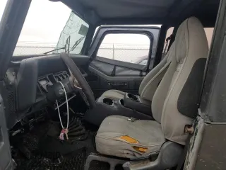 1993 Jeep Wrangler with VIN 1J4FY29S9PP227623, listed as a Copart auction lot 83873814 with 0 mi miles and Salvage Title. Bid and sale history available at carsss.com. Image 7.