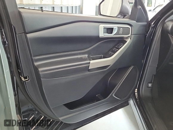 2022 Ford Explorer XLT с VIN 1FMSK8DH9NGB01260, выставлен на аукционе IAAI как лот 42748134 с пробегом 25 828 миль миль и . История ставок и продаж доступна на DreamBid. Изображение 25.