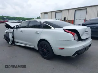 2016 Jaguar XJ Portfolio with VIN SAJWJ2GD8G8W00063, listed as a IAAI auction lot 42076707 with Not provided miles and . Bid and sale history available at DreamBid. Image 3.