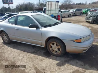 2003 Oldsmobile Alero GL1 z VIN 1G3NL12F53C266556, wystawiony jako IAAI lot #41561869 z przebiegiem 112 894 mil mil oraz . Historia ofert i sprzedaży dostępna na DreamBid. Obrazek 1.