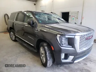 2021 GMC Yukon XL Denali with VIN 1GKS1JKL5MR212742, listed as a Copart auction lot 40676213 with 38,544 mi miles and Clean Title. Bid and sale history available at carsss.com. Image 4.