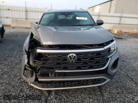 2024 Volkswagen Atlas SE z VIN 1V2WE2CA7RC256058, wystawiony jako Copart lot #48243165 z przebiegiem 2 227 mil mil oraz Szkoda całkowita • Salvage title. Historia ofert i sprzedaży dostępna na DreamBid. Obrazek 5.